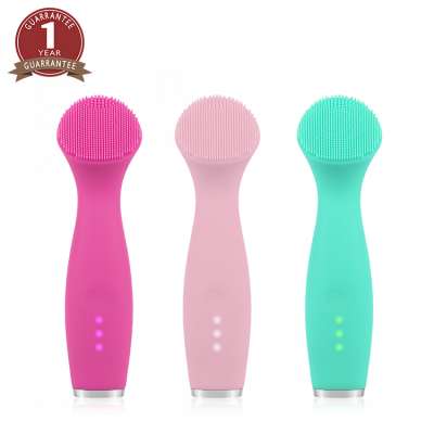 2019 new  arrival food grade electronic sonic  silicone facial cleaning brush